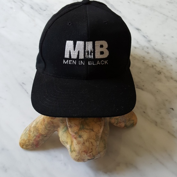 Studio Memorabilia Other - Men in Black Hat Studio Memorabilia